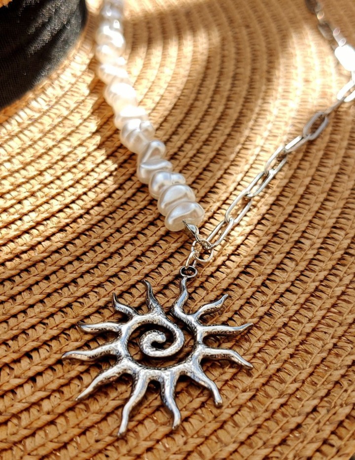 Collier Solaria