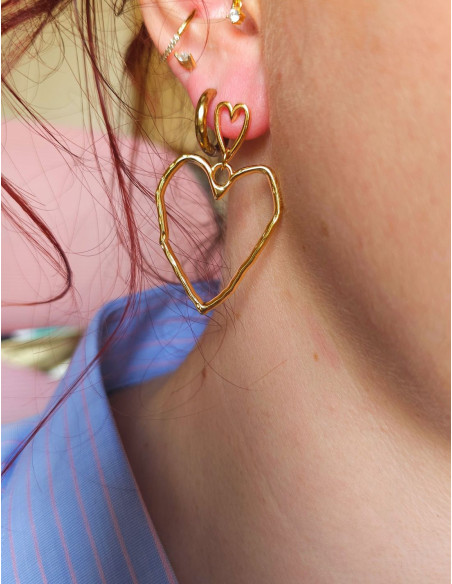 Amour toujours - boucle d'oreille cœur martelé