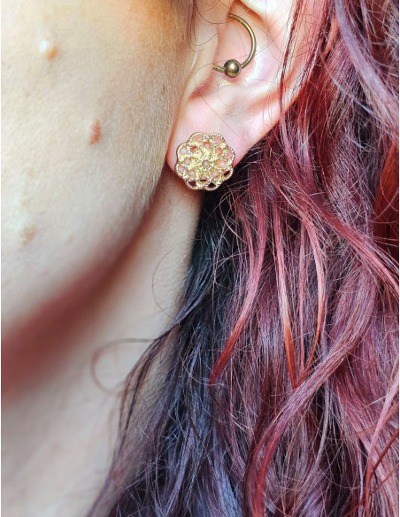 Victoria - boucle d'oreille florale