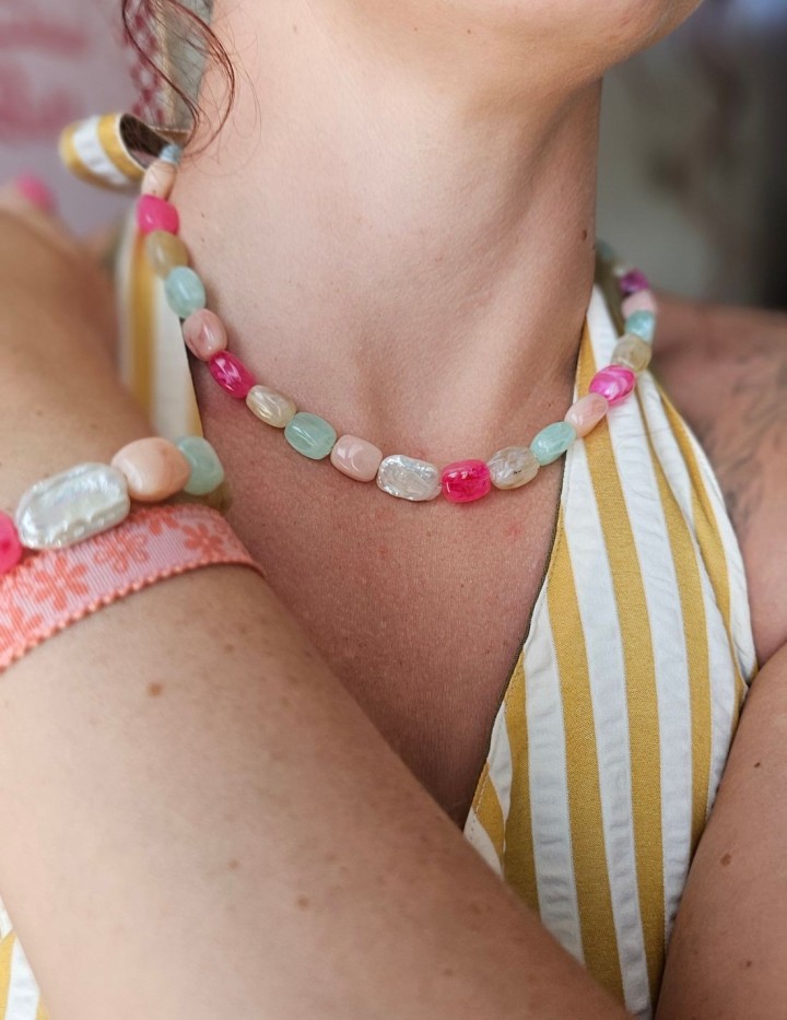 Collier perles pastel avec perle naturelle | Collier coloré June NAPHEA