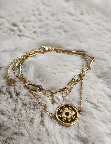Bracelet Eos multi-rangs doré avec médaillon soleil