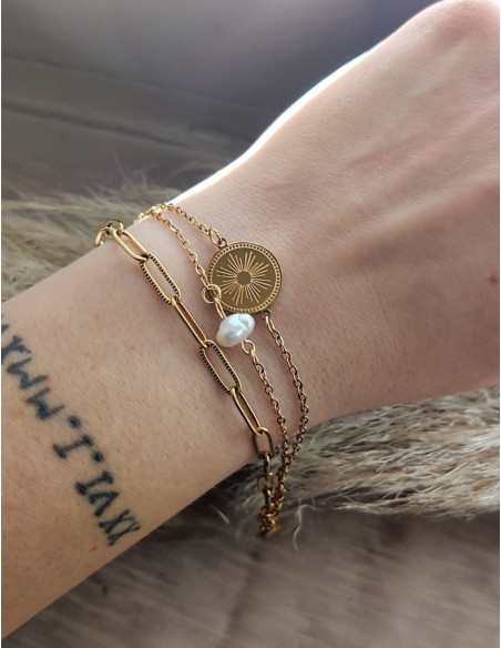Bracelet Eos multi-rangs doré avec médaillon soleil